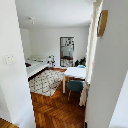 Apartman Paula's Cosy Place In The Center Of Ljubljana